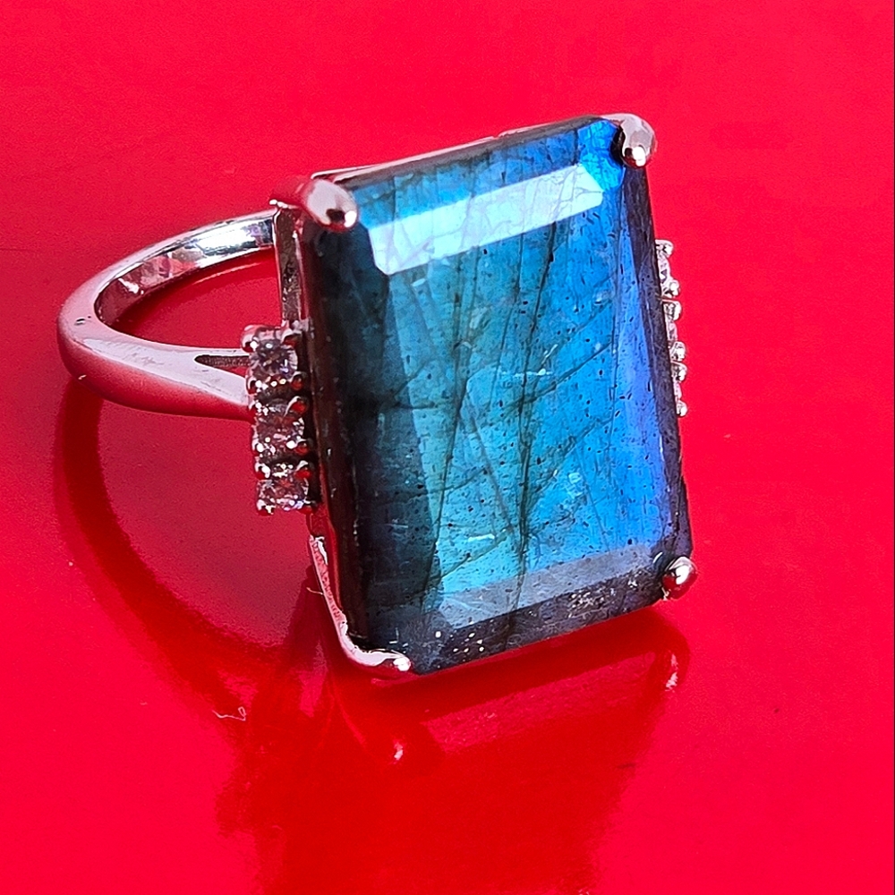 Natural Labradorite 1.7×1.2cm & CZ 925 Sterling Silver Ring